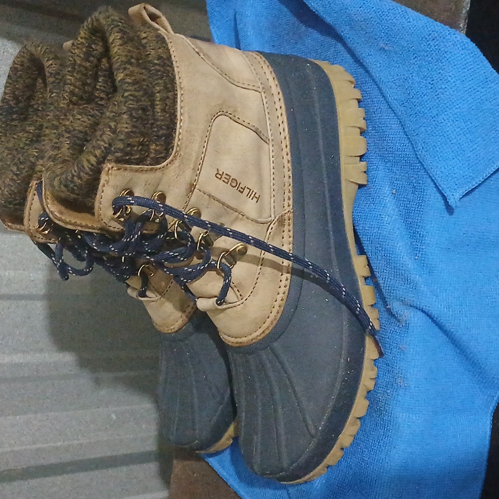 Tommy Hilfiger Duck Rain Boots - Picture 2 of 6